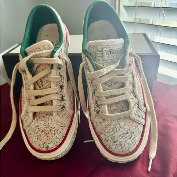 GUCCI CLASSIC 😊😊😊Size 7 - Picture 3 of 12